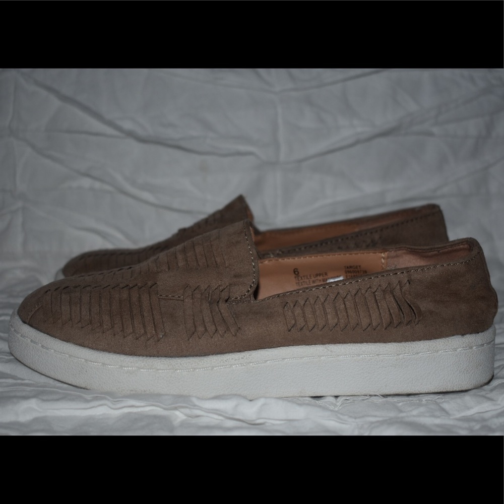 Mossimo sneakers